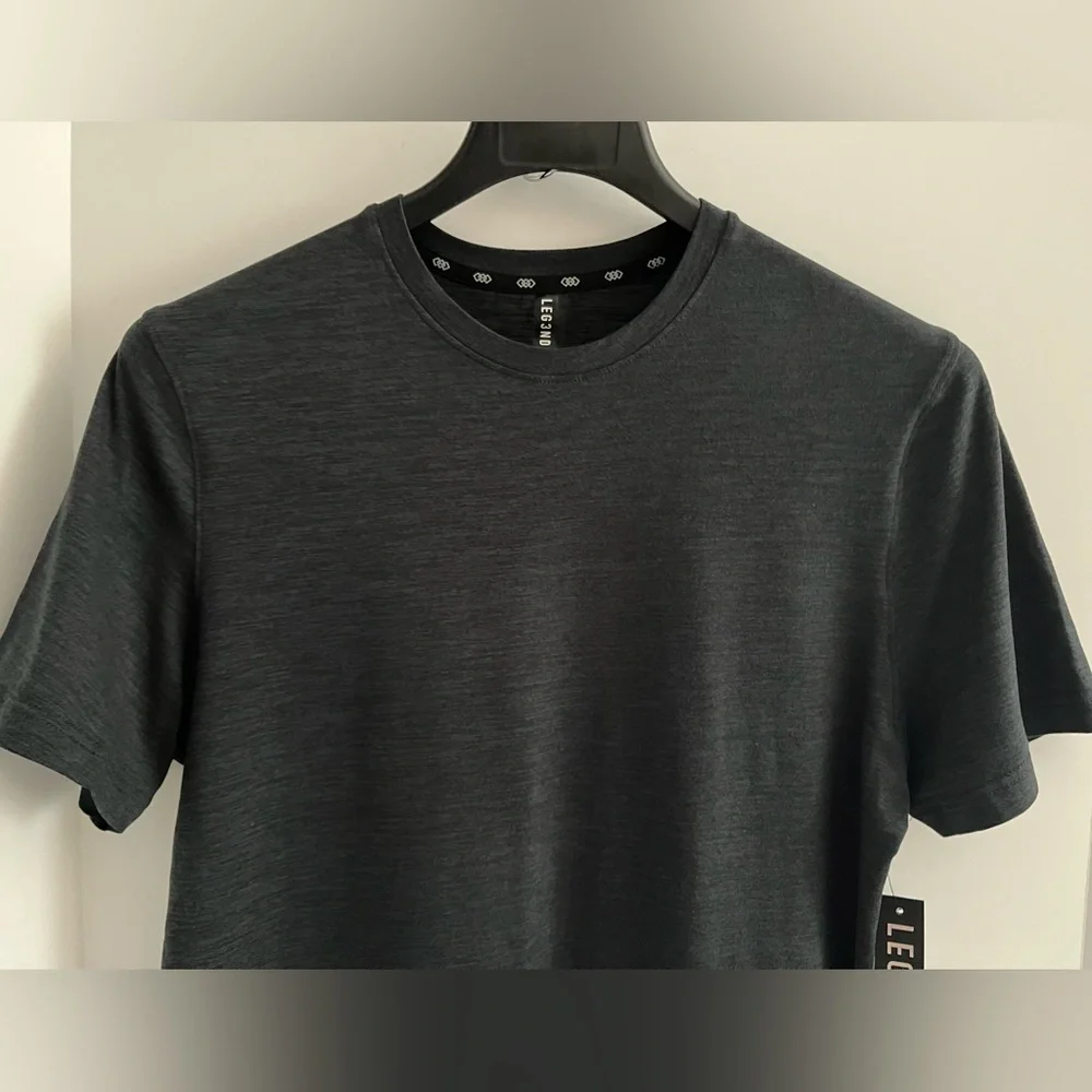 LEG3ND Super Soft Light Weight Stretch Moisture Wicking Short Sleeve T S… - Picture 2 of 10